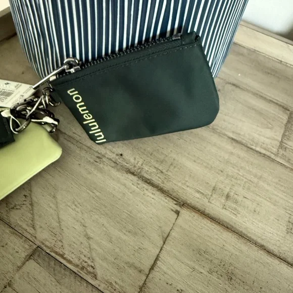 Lululemon Dual Pouch Wristlet - Picture 3 of 5